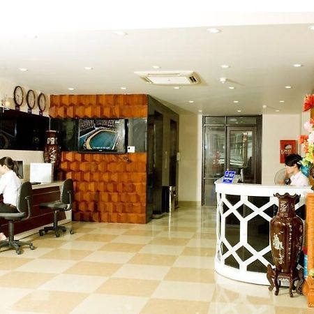 Ngoc Hong Hotel На Транг Екстериор снимка
