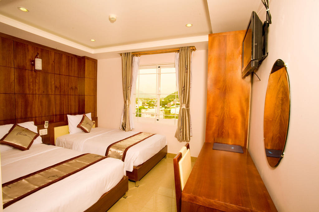 Ngoc Hong Hotel На Транг Екстериор снимка