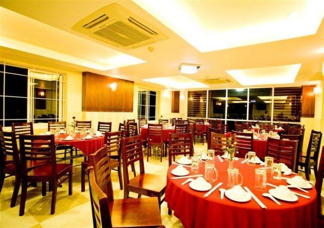 Ngoc Hong Hotel На Транг Екстериор снимка