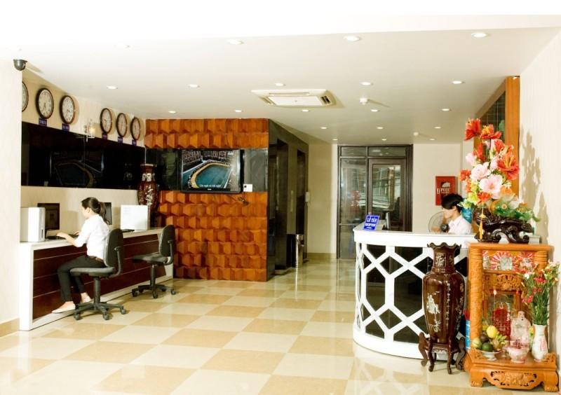 Ngoc Hong Hotel На Транг Екстериор снимка