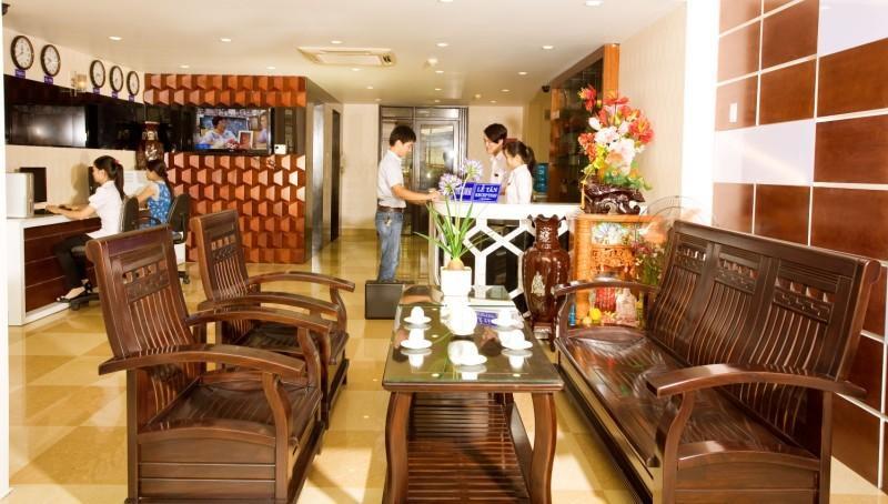 Ngoc Hong Hotel На Транг Екстериор снимка