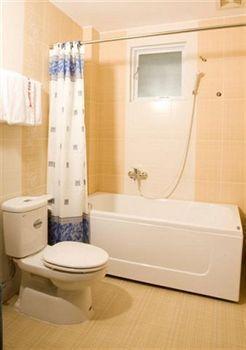 Ngoc Hong Hotel На Транг Екстериор снимка